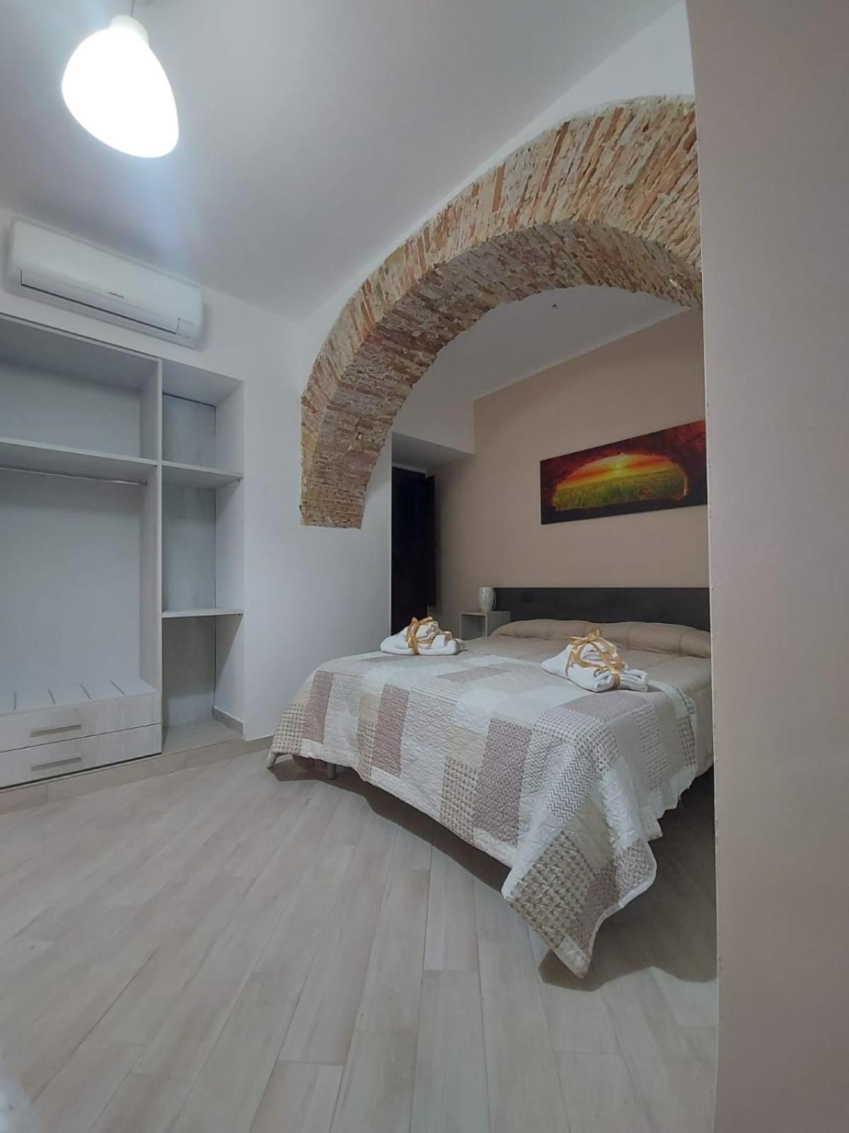 Kalgheros Luxury Rooms Agrigento Ngoại thất bức ảnh