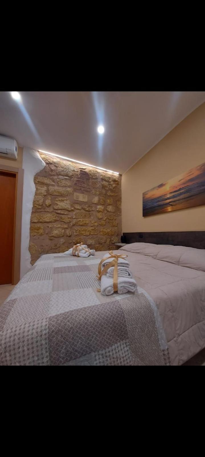 Kalgheros Luxury Rooms Agrigento Ngoại thất bức ảnh