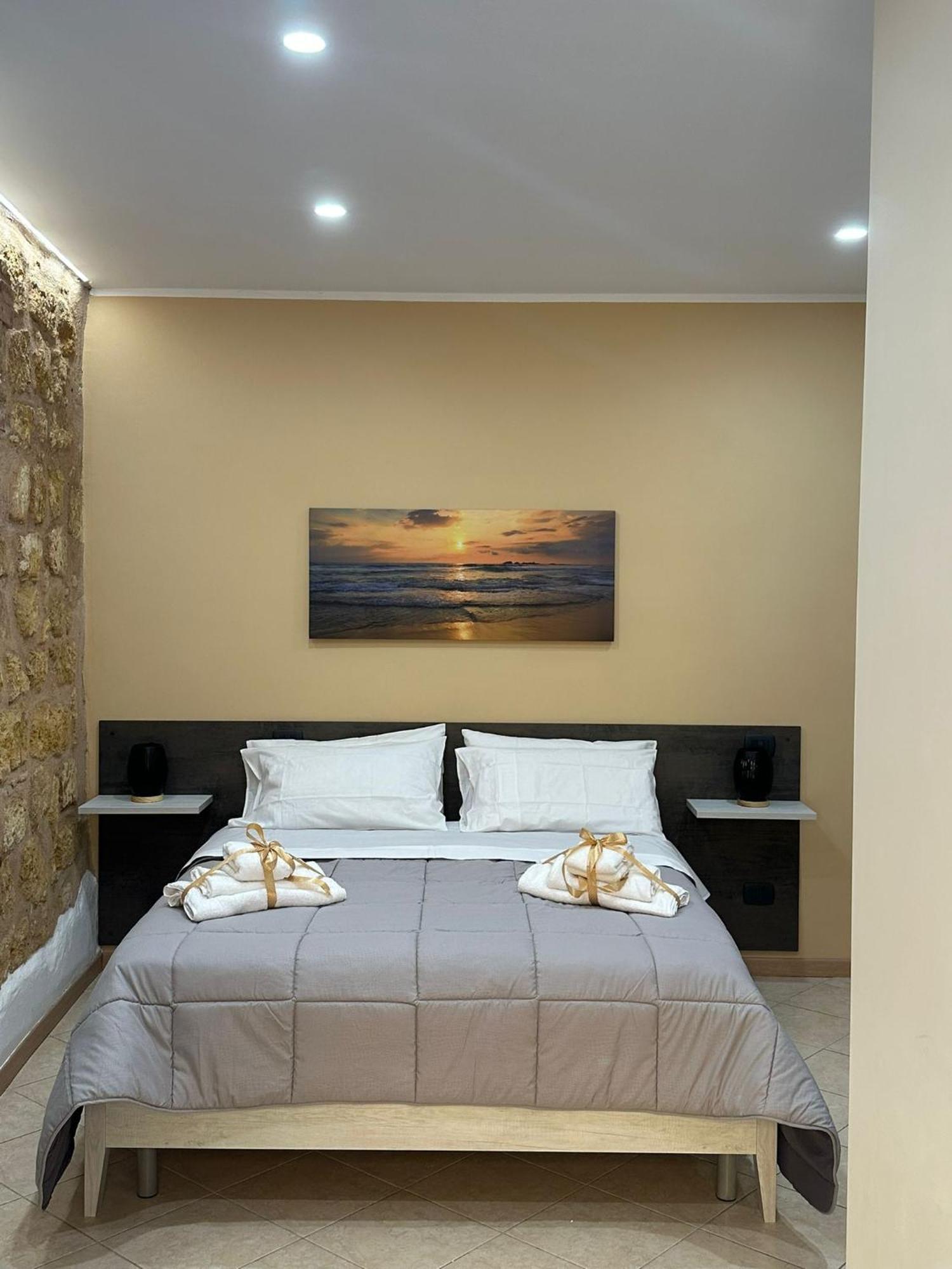Kalgheros Luxury Rooms Agrigento Ngoại thất bức ảnh
